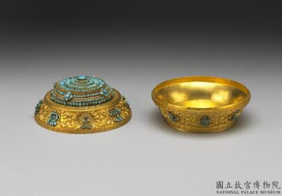 图片[3]-Gold box with Tibetuoise inlay, Qianlong reign (1736-1795), Qing dynasty-China Archive